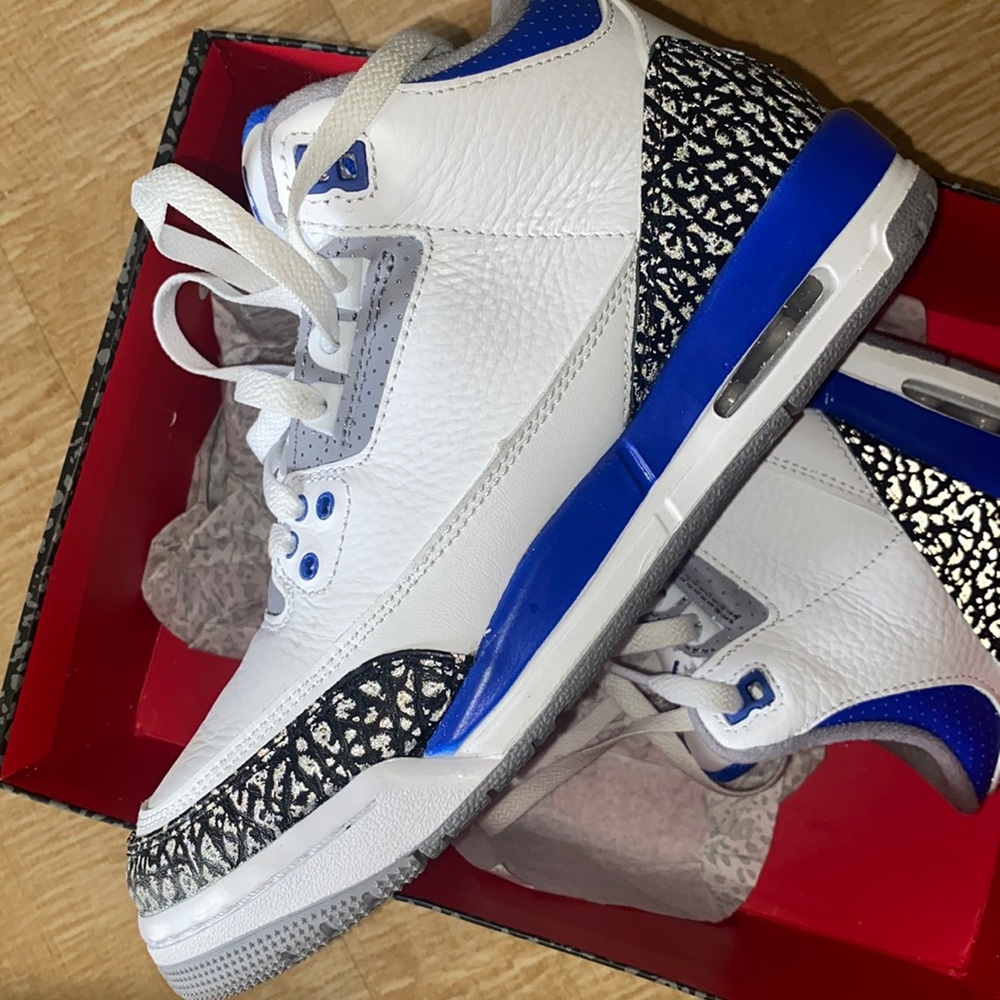 Jordan retro 3’s